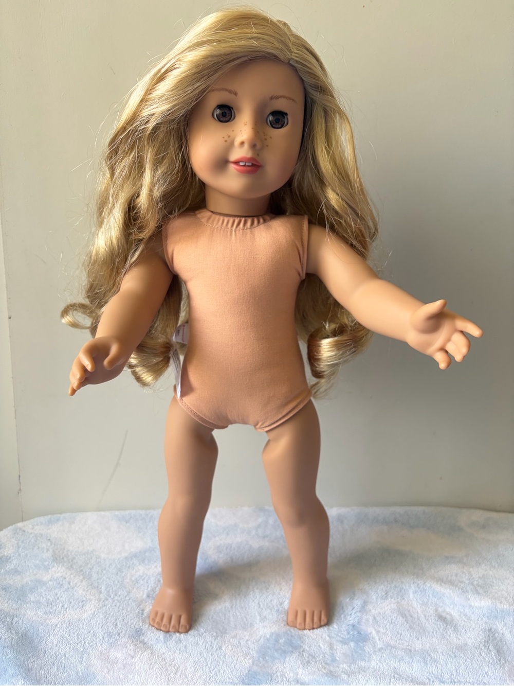 American Girl Tenney Grant 18” Doll Blonde Hair Freckles EUC